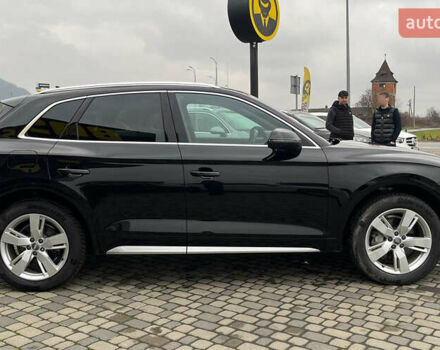 Черный Ауди Ку 5, объемом двигателя 1.98 л и пробегом 160 тыс. км за 26100 $, фото 7 на Automoto.ua