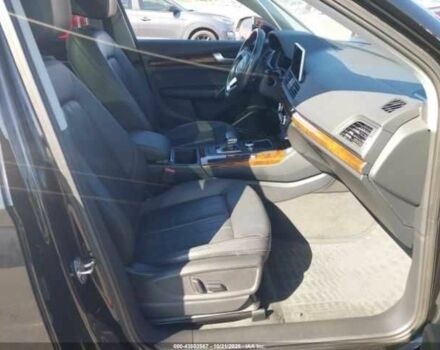 Черный Ауди Ку 5, объемом двигателя 2 л и пробегом 71 тыс. км за 7000 $, фото 4 на Automoto.ua