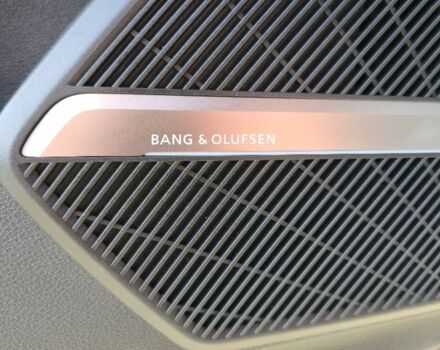 Черный Ауди Ку 5, объемом двигателя 2 л и пробегом 193 тыс. км за 23800 $, фото 22 на Automoto.ua