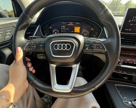 Черный Ауди Ку 5, объемом двигателя 1.98 л и пробегом 122 тыс. км за 26000 $, фото 4 на Automoto.ua