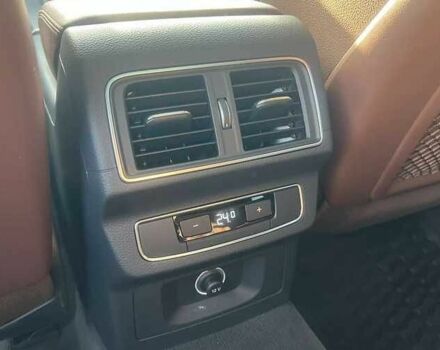 Черный Ауди Ку 5, объемом двигателя 2 л и пробегом 72 тыс. км за 17000 $, фото 12 на Automoto.ua