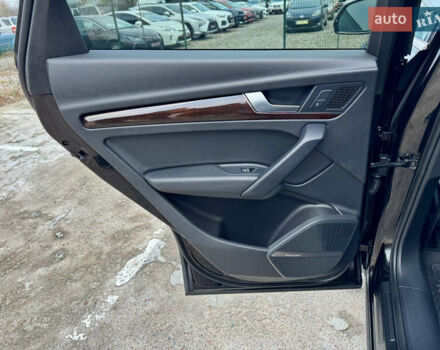 Чорний Ауді Ку 5, об'ємом двигуна 1.98 л та пробігом 125 тис. км за 24800 $, фото 35 на Automoto.ua