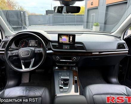 Ауди Ку 5 2018 в Киеве на Automoto.ua Черный Ауди Ку 5, объемом двигателя 2 л и пробегом 74 тыс. км за 26500 $, фото 12 на Automoto.ua