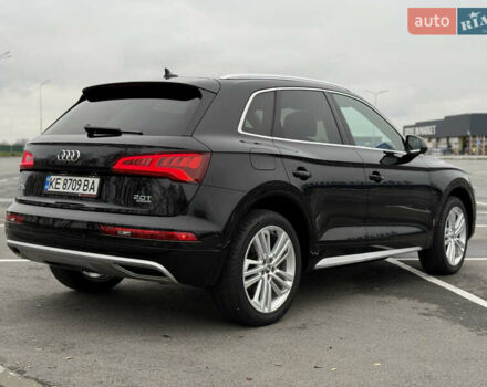 Черный Ауди Ку 5, объемом двигателя 1.98 л и пробегом 103 тыс. км за 27700 $, фото 6 на Automoto.ua