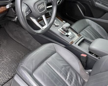 Черный Ауди Ку 5, объемом двигателя 2 л и пробегом 134 тыс. км за 570 $, фото 6 на Automoto.ua