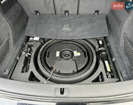 Черный Ауди Ку 5, объемом двигателя 0 л и пробегом 207 тыс. км за 18400 $, фото 25 на Automoto.ua