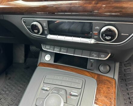 Черный Ауди Ку 5, объемом двигателя 2 л и пробегом 199 тыс. км за 17950 $, фото 20 на Automoto.ua