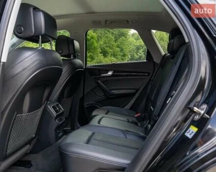 Черный Ауди Ку 5, объемом двигателя 1.98 л и пробегом 142 тыс. км за 19000 $, фото 11 на Automoto.ua