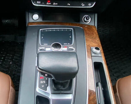 Чорний Ауді Ку 5, об'ємом двигуна 1.98 л та пробігом 266 тис. км за 20999 $, фото 25 на Automoto.ua