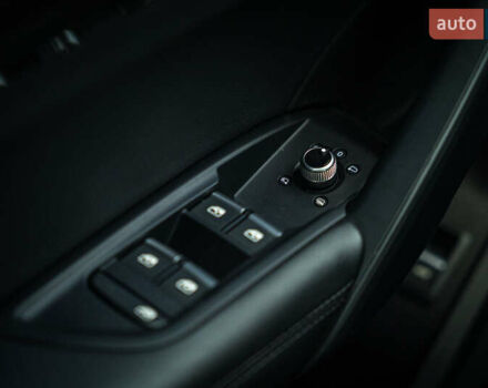 Черный Ауди Ку 5, объемом двигателя 1.98 л и пробегом 87 тыс. км за 28800 $, фото 40 на Automoto.ua