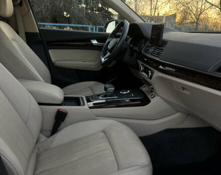 Чорний Ауді Ку 5, об'ємом двигуна 2 л та пробігом 88 тис. км за 22750 $, фото 63 на Automoto.ua