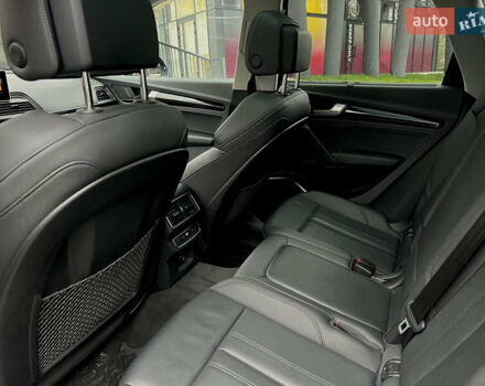 Черный Ауди Ку 5, объемом двигателя 1.98 л и пробегом 53 тыс. км за 32000 $, фото 10 на Automoto.ua