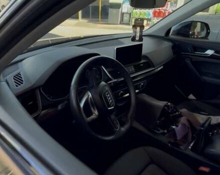 Черный Ауди Ку 5, объемом двигателя 1.98 л и пробегом 122 тыс. км за 26000 $, фото 3 на Automoto.ua