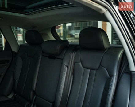 Черный Ауди Ку 5, объемом двигателя 1.98 л и пробегом 87 тыс. км за 28800 $, фото 13 на Automoto.ua