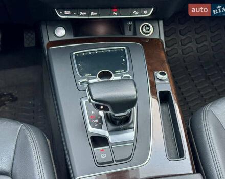 Чорний Ауді Ку 5, об'ємом двигуна 1.98 л та пробігом 125 тис. км за 24800 $, фото 19 на Automoto.ua