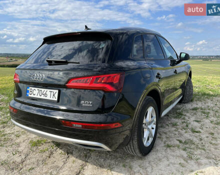 Черный Ауди Ку 5, объемом двигателя 1.98 л и пробегом 125 тыс. км за 23500 $, фото 3 на Automoto.ua