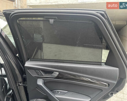 Черный Ауди Ку 5, объемом двигателя 1.98 л и пробегом 53 тыс. км за 32000 $, фото 18 на Automoto.ua