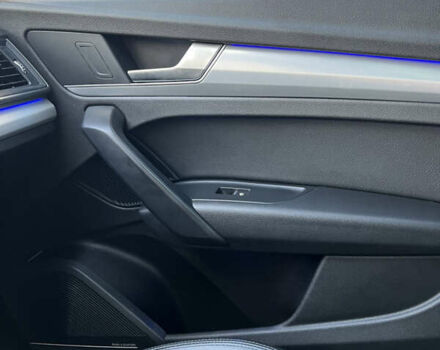 Черный Ауди Ку 5, объемом двигателя 1.97 л и пробегом 96 тыс. км за 39900 $, фото 21 на Automoto.ua