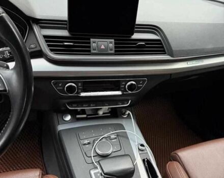 Черный Ауди Ку 5, объемом двигателя 2 л и пробегом 99 тыс. км за 19000 $, фото 7 на Automoto.ua