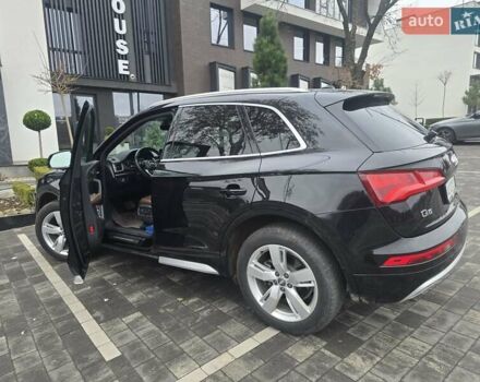 Черный Ауди Ку 5, объемом двигателя 1.98 л и пробегом 160 тыс. км за 26000 $, фото 1 на Automoto.ua