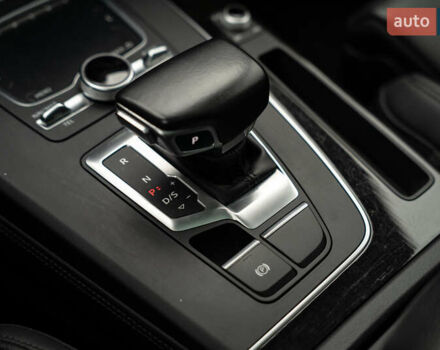 Черный Ауди Ку 5, объемом двигателя 1.98 л и пробегом 87 тыс. км за 28900 $, фото 41 на Automoto.ua