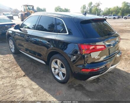 Черный Ауди Ку 5, объемом двигателя 2 л и пробегом 112 тыс. км за 6000 $, фото 2 на Automoto.ua