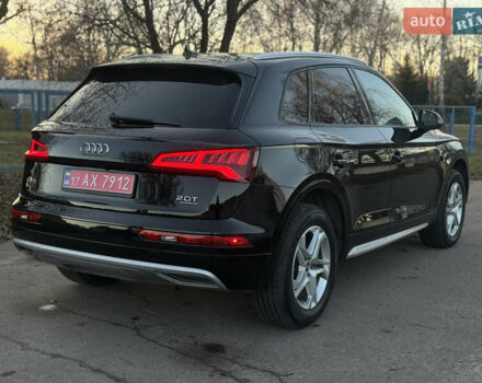 Чорний Ауді Ку 5, об'ємом двигуна 2 л та пробігом 88 тис. км за 22750 $, фото 41 на Automoto.ua