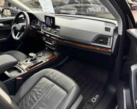 Чорний Ауді Ку 5, об'ємом двигуна 2 л та пробігом 71 тис. км за 29900 $, фото 13 на Automoto.ua