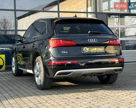 Черный Ауди Ку 5, объемом двигателя 1.98 л и пробегом 127 тыс. км за 24600 $, фото 4 на Automoto.ua