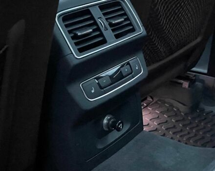 Черный Ауди Ку 5, объемом двигателя 2 л и пробегом 122 тыс. км за 28500 $, фото 16 на Automoto.ua