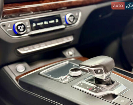 Черный Ауди Ку 5, объемом двигателя 1.98 л и пробегом 168 тыс. км за 23999 $, фото 47 на Automoto.ua