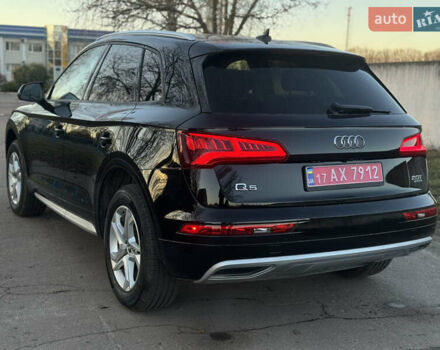 Чорний Ауді Ку 5, об'ємом двигуна 2 л та пробігом 88 тис. км за 22750 $, фото 46 на Automoto.ua