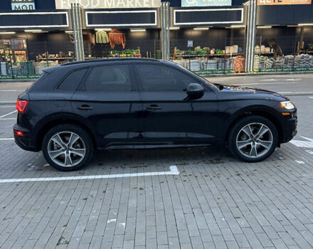 Черный Ауди Ку 5, объемом двигателя 1.98 л и пробегом 132 тыс. км за 23000 $, фото 6 на Automoto.ua