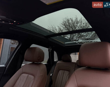 Черный Ауди Ку 5, объемом двигателя 1.98 л и пробегом 69 тыс. км за 30000 $, фото 13 на Automoto.ua