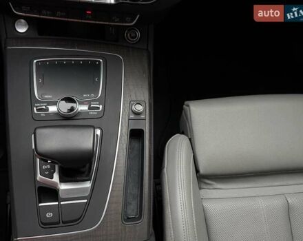 Черный Ауди Ку 5, объемом двигателя 1.98 л и пробегом 61 тыс. км за 28400 $, фото 22 на Automoto.ua