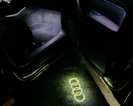 Черный Ауди Ку 5, объемом двигателя 1.98 л и пробегом 126 тыс. км за 24000 $, фото 17 на Automoto.ua