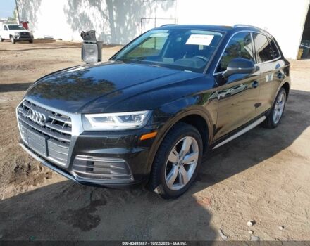 Черный Ауди Ку 5, объемом двигателя 2 л и пробегом 112 тыс. км за 6000 $, фото 1 на Automoto.ua