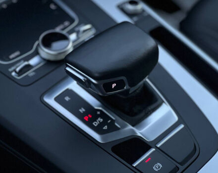 Черный Ауди Ку 5, объемом двигателя 2 л и пробегом 82 тыс. км за 30300 $, фото 11 на Automoto.ua