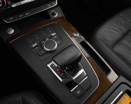 Черный Ауди Ку 5, объемом двигателя 2 л и пробегом 148 тыс. км за 23990 $, фото 20 на Automoto.ua