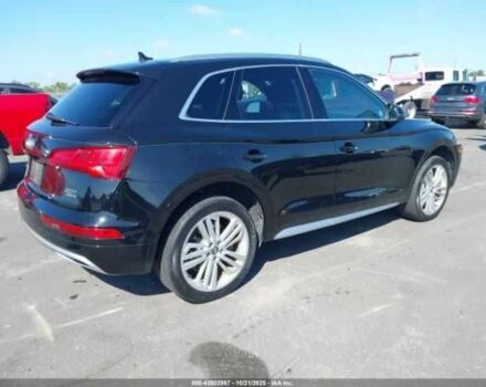 Черный Ауди Ку 5, объемом двигателя 2 л и пробегом 71 тыс. км за 7000 $, фото 3 на Automoto.ua