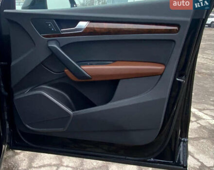 Чорний Ауді Ку 5, об'ємом двигуна 1.98 л та пробігом 266 тис. км за 20999 $, фото 32 на Automoto.ua