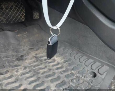 Чорний Ауді Ку 5, об'ємом двигуна 2 л та пробігом 85 тис. км за 7900 $, фото 10 на Automoto.ua