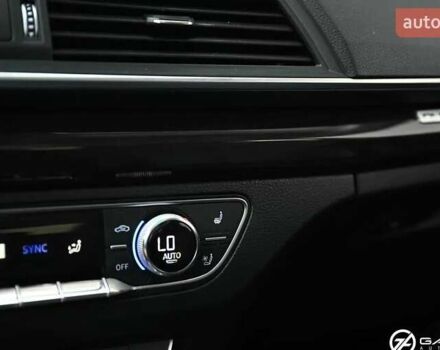 Черный Ауди Ку 5, объемом двигателя 1.98 л и пробегом 142 тыс. км за 19000 $, фото 7 на Automoto.ua