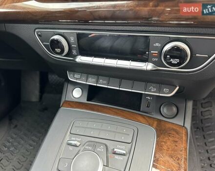 Черный Ауди Ку 5, объемом двигателя 0 л и пробегом 207 тыс. км за 18400 $, фото 30 на Automoto.ua