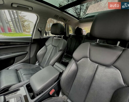 Черный Ауди Ку 5, объемом двигателя 1.98 л и пробегом 53 тыс. км за 32000 $, фото 12 на Automoto.ua