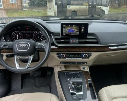 Черный Ауди Ку 5, объемом двигателя 2 л и пробегом 179 тыс. км за 23400 $, фото 4 на Automoto.ua