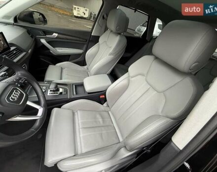 Черный Ауди Ку 5, объемом двигателя 1.98 л и пробегом 61 тыс. км за 28400 $, фото 14 на Automoto.ua