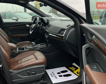 Черный Ауди Ку 5, объемом двигателя 1.98 л и пробегом 160 тыс. км за 26100 $, фото 11 на Automoto.ua