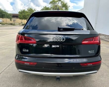 Чорний Ауді Ку 5, об'ємом двигуна 2 л та пробігом 42 тис. км за 15500 $, фото 5 на Automoto.ua