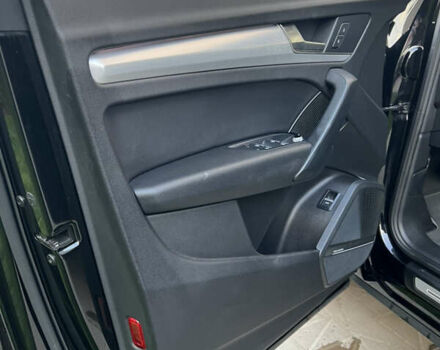 Черный Ауди Ку 5, объемом двигателя 1.97 л и пробегом 96 тыс. км за 39900 $, фото 23 на Automoto.ua